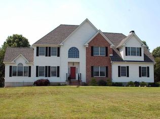 1 Steeple Dr, Hillsborough, NJ 08844