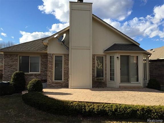 2nd image of 52630 Covecreek Dr