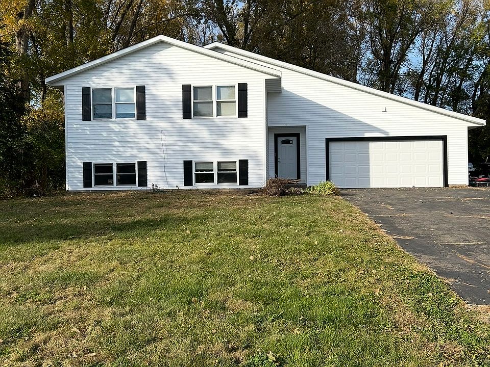 1st image of 6264 40th St N #2