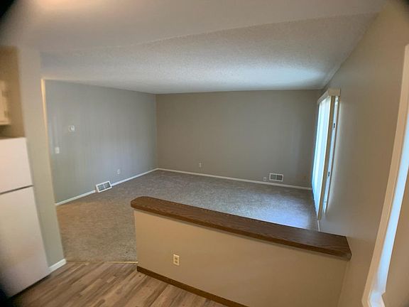 3rd image of 3405 Emerson Ave S #Qqnhjhsjp