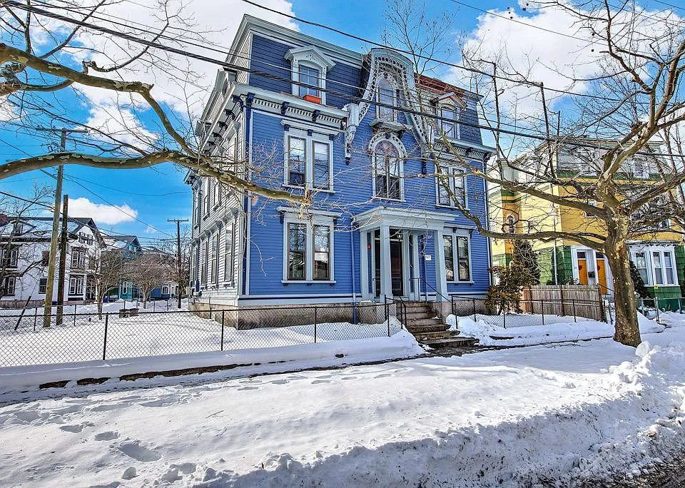 25 Parade St #3