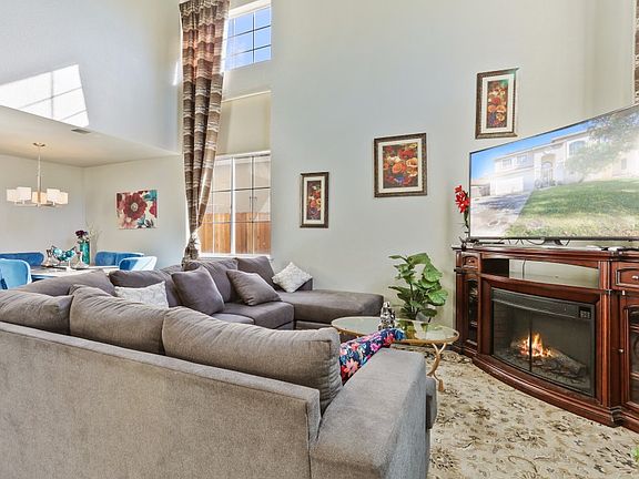 4th image of 2025 Gordon Verner Cir