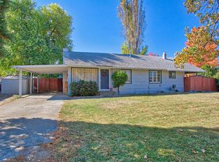 710 Talent Ave, Talent, OR 97540