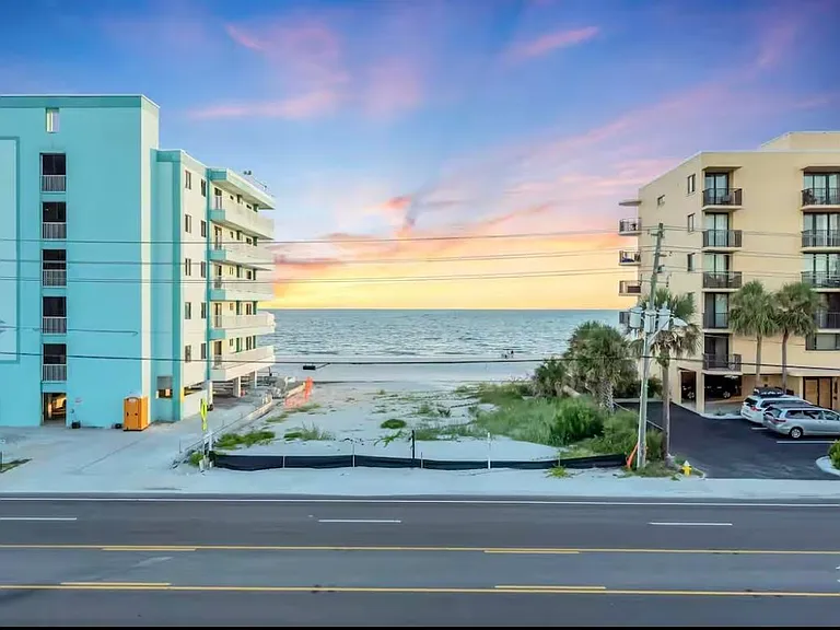 14133 Gulf Blvd — Photo 23