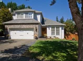 6187 Frost Ln, Lake Oswego, OR 97035