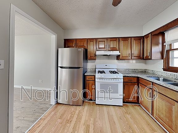 4th image of 11210 E 10th St S