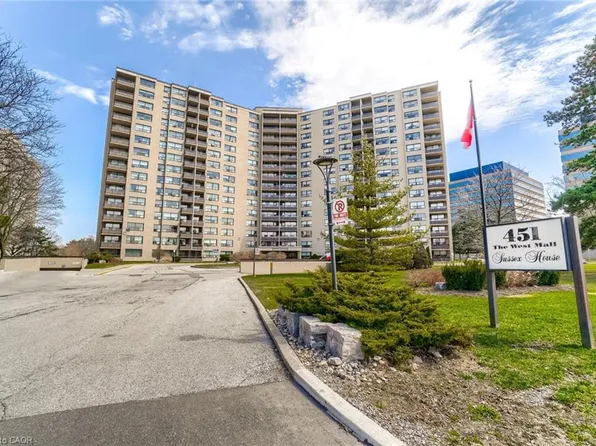 451 The West Mall #815, Toronto, ON M9C 1G1