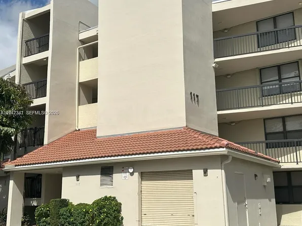 117 Lake Emerald Dr APT 308, Oakland Park, FL 33309