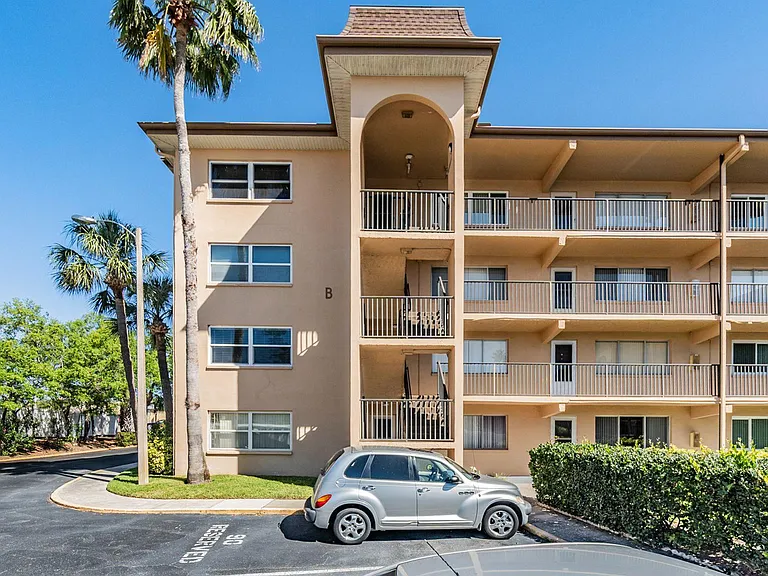 2525 W Bay Dr #B44 — Photo 27