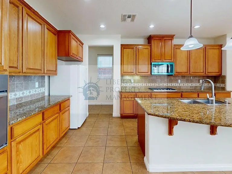 4242 Arthur Mace Dr — Photo 5