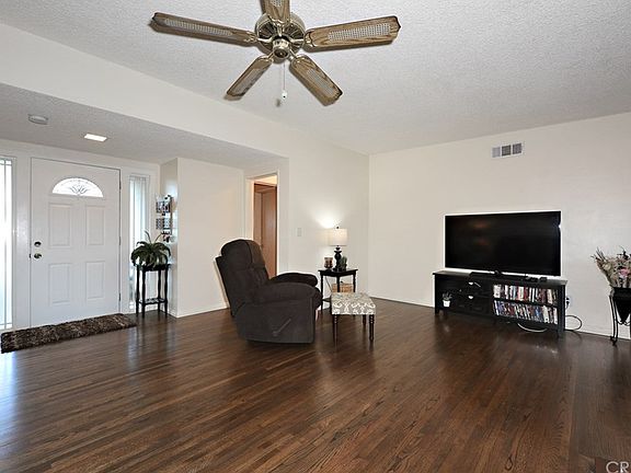4th image of 12178 Buckeye Ave