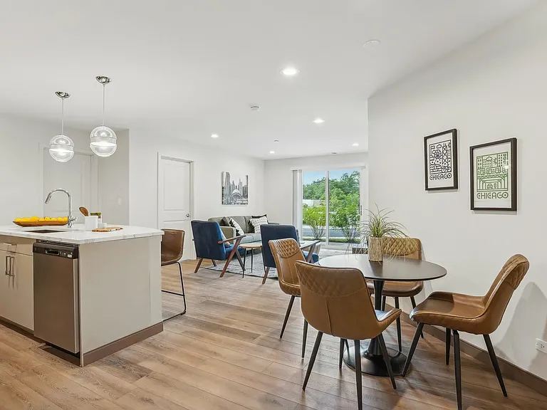 The Jade Residences at Waterfall Glen — Photo 13