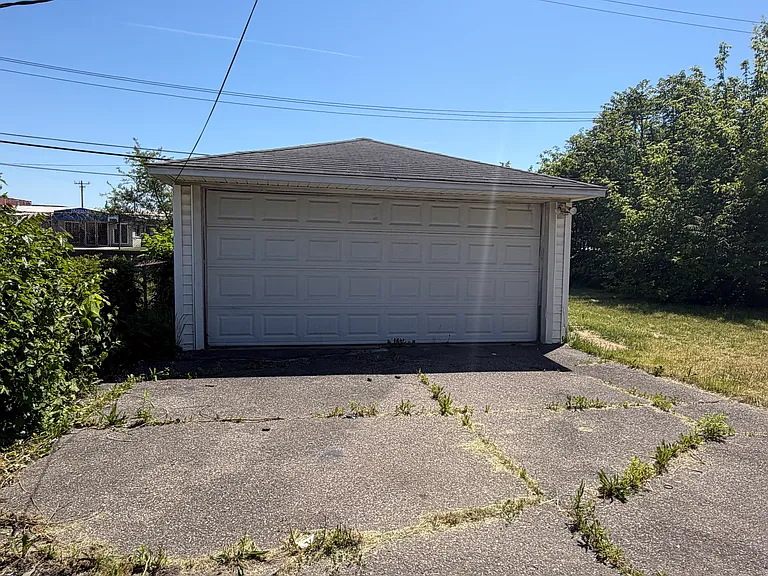 15753 Ellis St — Photo 4