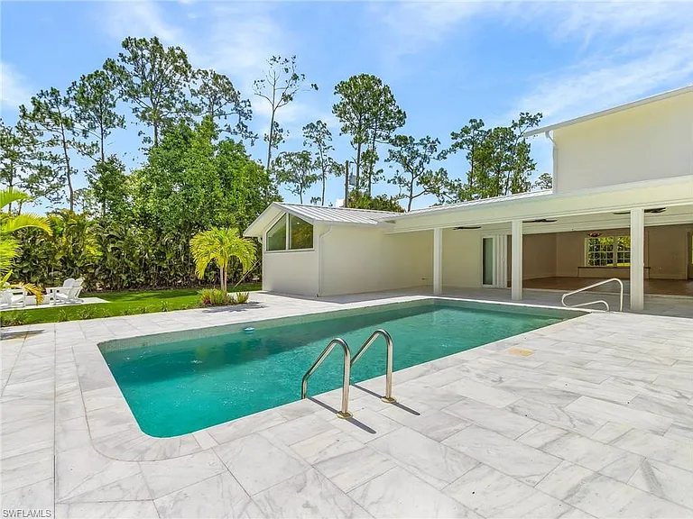 6155 Standing Oaks Ln — Photo 40