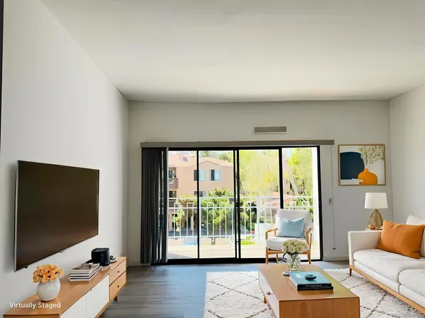 8320 Regents Rd Unit 2P, San Diego, CA 92122