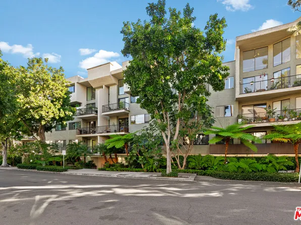 9000 Cynthia St APT 208, West Hollywood, CA 90069