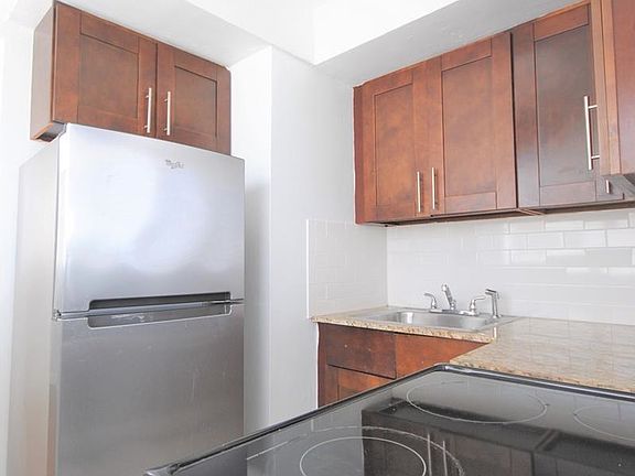 3rd image of 7931 East Dr #400