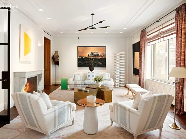 950 Park Avenue image 1 of 18
