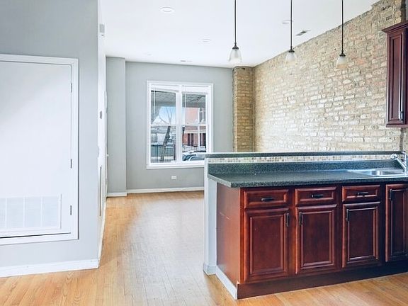 4th image of 1221 N Monticello Ave #1F