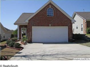 5439 Cottage Ln, Hoover, AL 35226