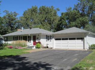 11814 Crawford Rd W, Minnetonka, MN 55343