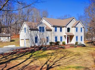 2 Famja Ln, New Milford, CT 06776