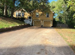 122 Springwater Tr, Woodstock, GA 30188