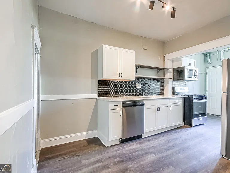 1445 Lucile Ave SW — Photo 22