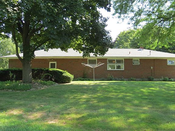 3rd image of 224 Shaker Park Dr