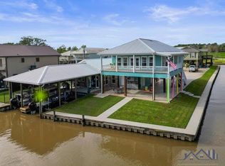 1026 Willow Dr, Pierre Part, LA 70339