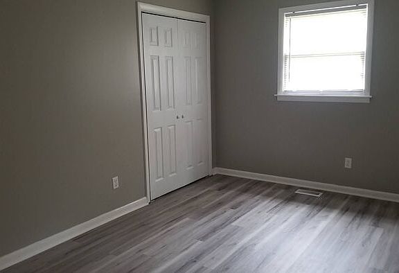 5th image of 104 Central Ave