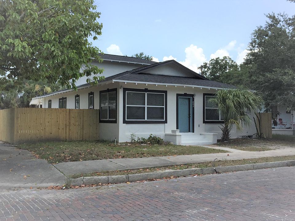 1st image of 802 N Willow Ave