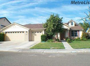5621 Portico Dr, Riverbank, CA 95367