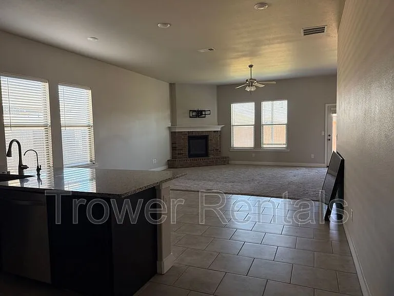 1205 Masquerade Blvd — Photo 5