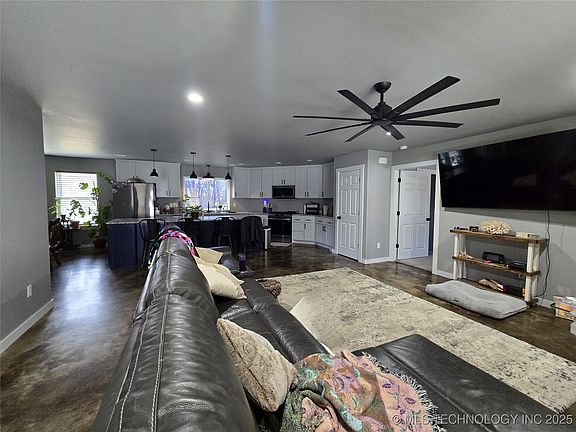 3rd image of 16458 S 401st West Ave