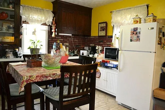 64 Samuel Ave #3 — Photo 4