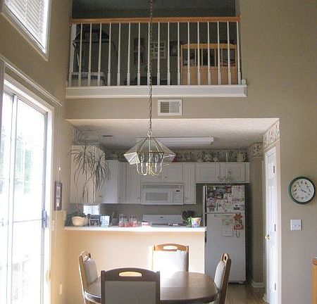 4th image of 647 Bedford Ct
