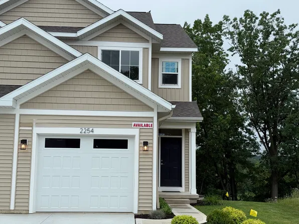 2254 Watertown Way, Grand Rapids, MI 49505