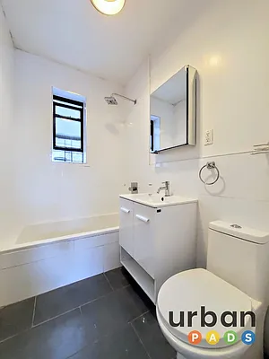 Rented by Urban Pads | media 8