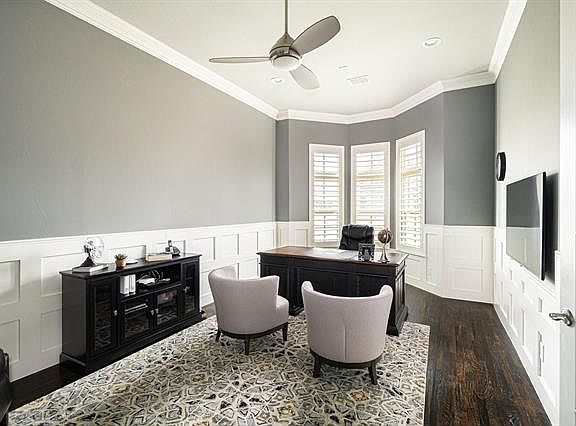 5th image of 901 Stone Cottage Ln