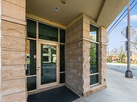 2nd image of 196 S Grant Ave #303