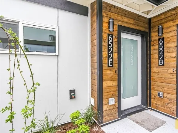 6522 24th Ave NW #E, Seattle, WA 98117