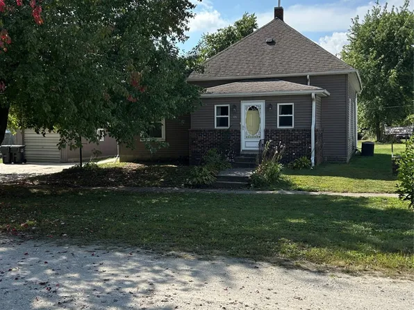 207 East St, Delta, IA 52550