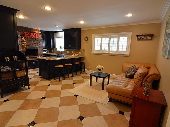 3rd image of 5823 Edmund Ave