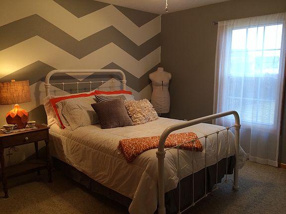 Spare bedroom