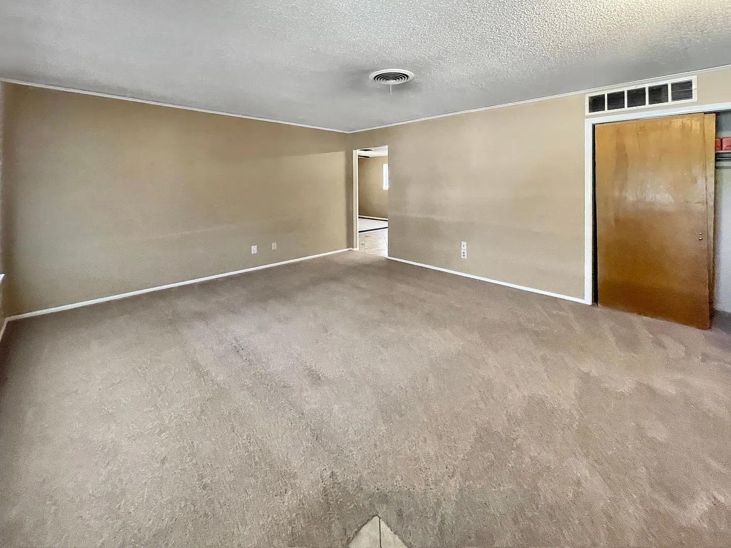 509 W St Anne Pl | Hobbs, NM — Photo 3
