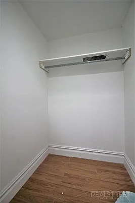 Rented by Real Street Inc | media 22