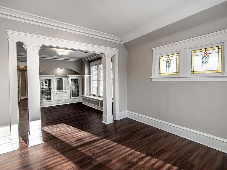 1028 E Pearson St — Photo 13