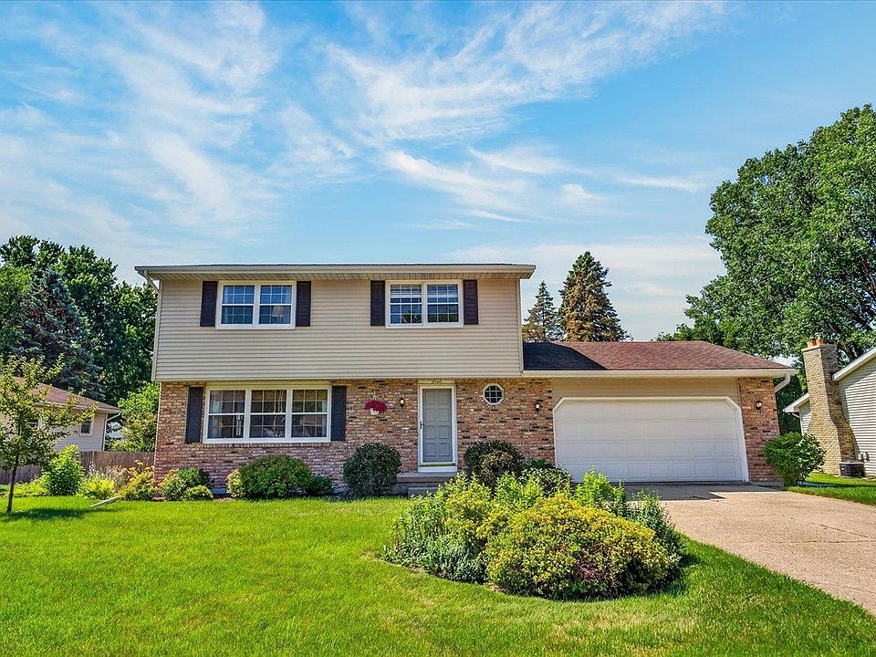 1st image of 5749 Richmond Dr