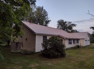 538 Main Rd, Eddington, ME 04428